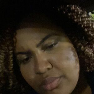 Meet your Posher, Jacqueline